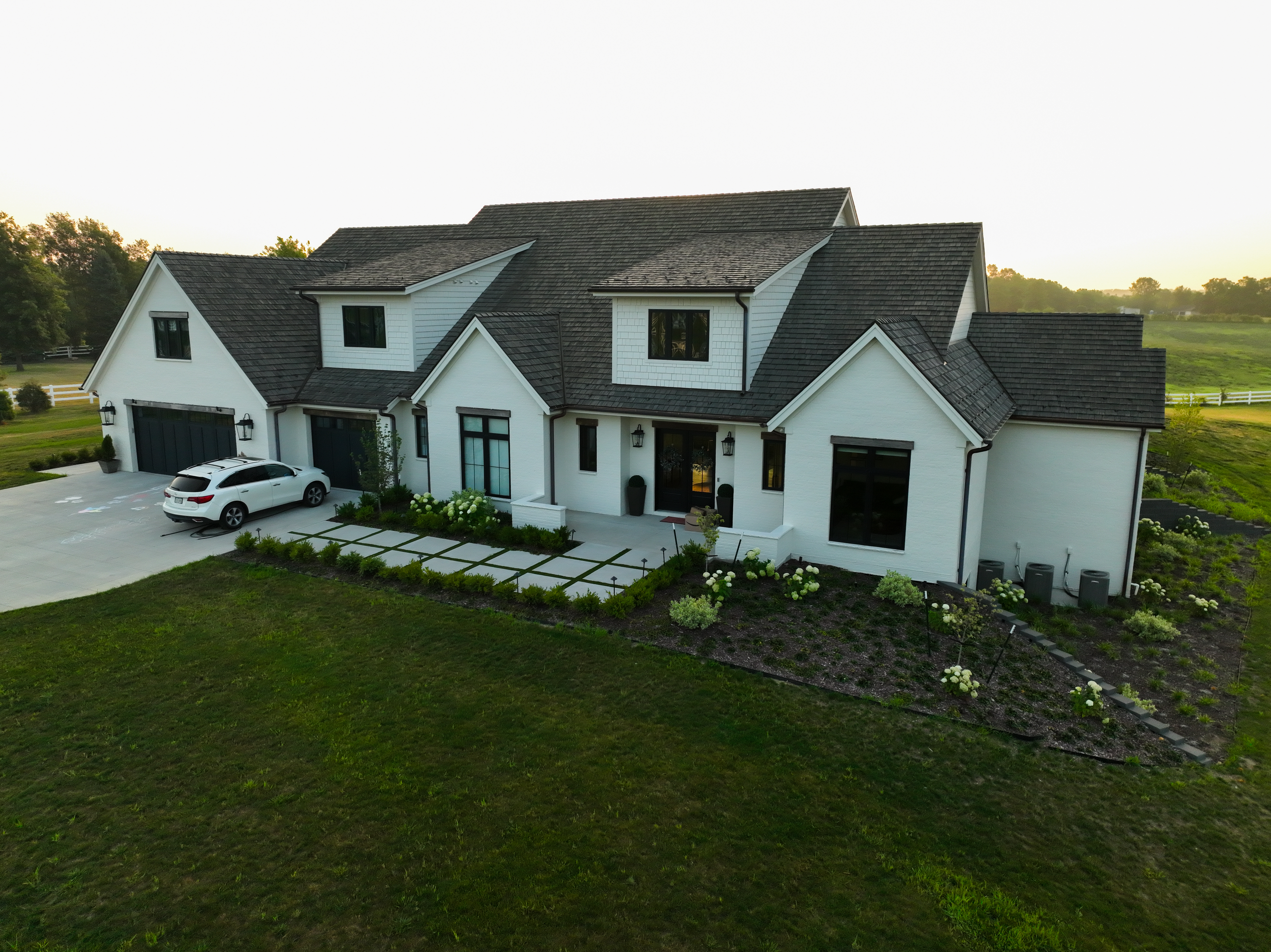 2926 Timberland PL NE - Shake - Canyon Gray 1